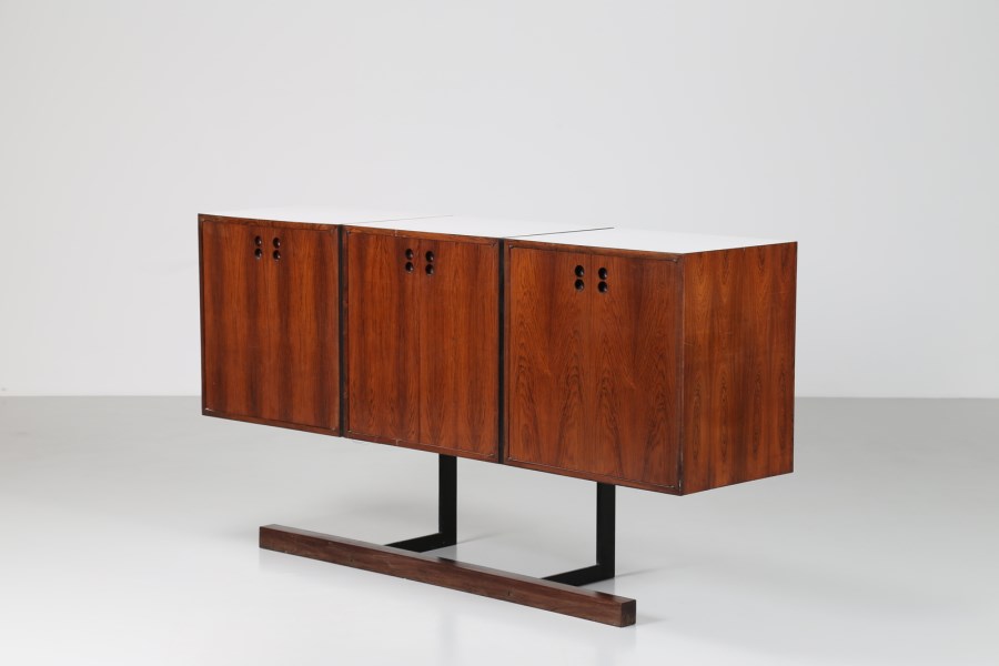 Center rosewood and metal bar furniture, mod. Gavea, for L’Atelier 1959
 (Jorge Zalszupin )