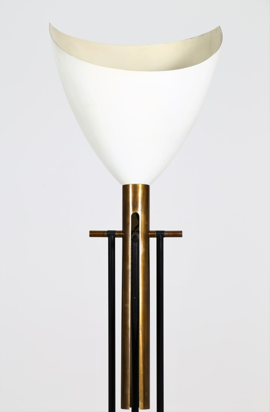 Lampada da terra modello 12627 Televisione, produzione Arredoluce,1956.