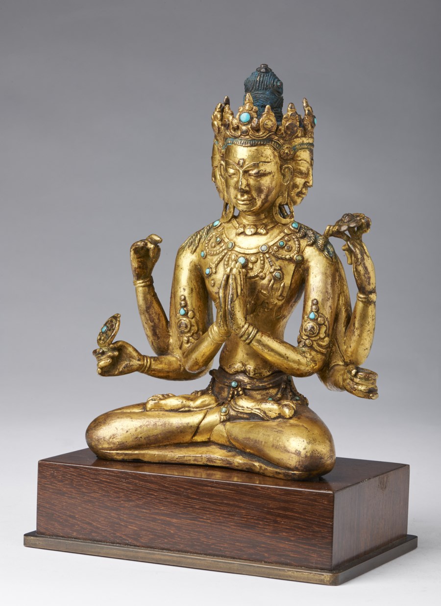 A gilded bronze figure of Avalokitesvara 
Tibet, 15th-16th century  (Arte Himalayana )