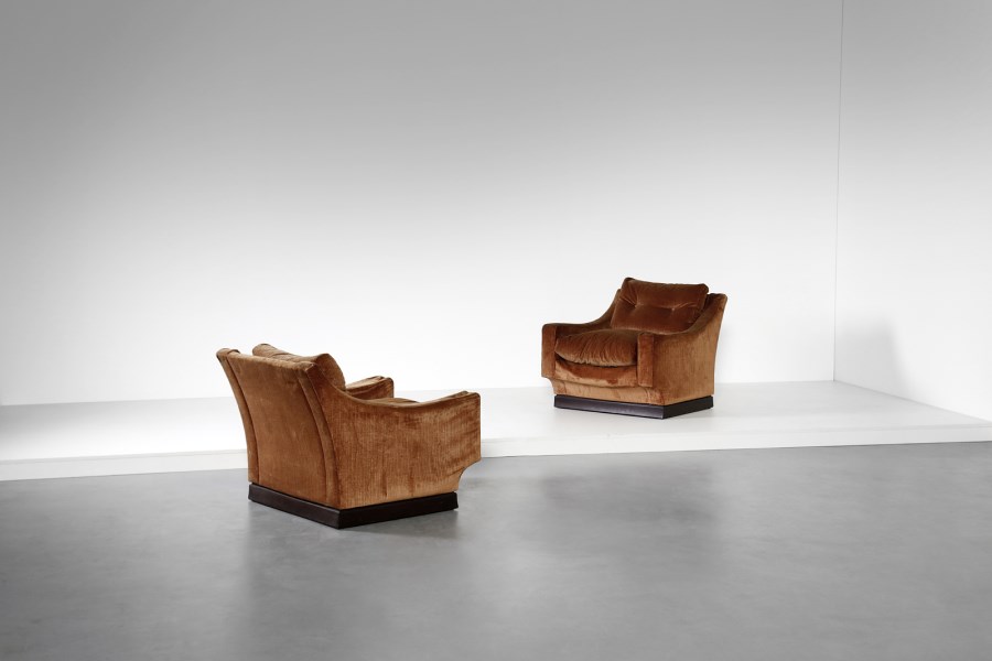 Pair of armchairs (Paolo Caliari)