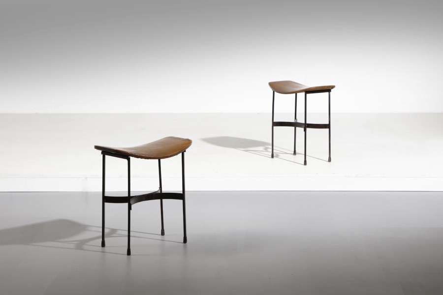 in the style of. Pair of stools (Jorge Zalszupin )