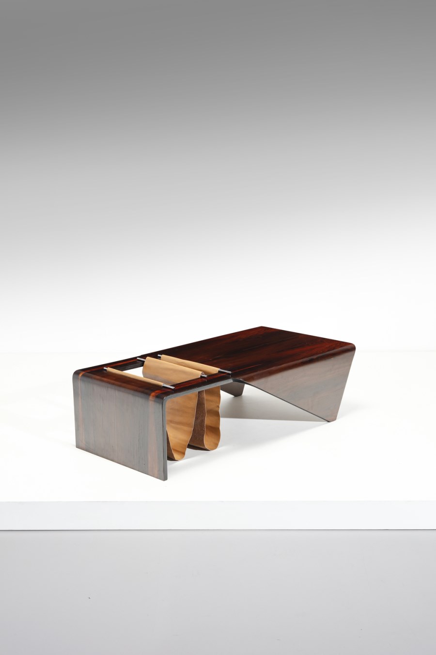 Andorinha coffee table (Jorge Zalszupin )