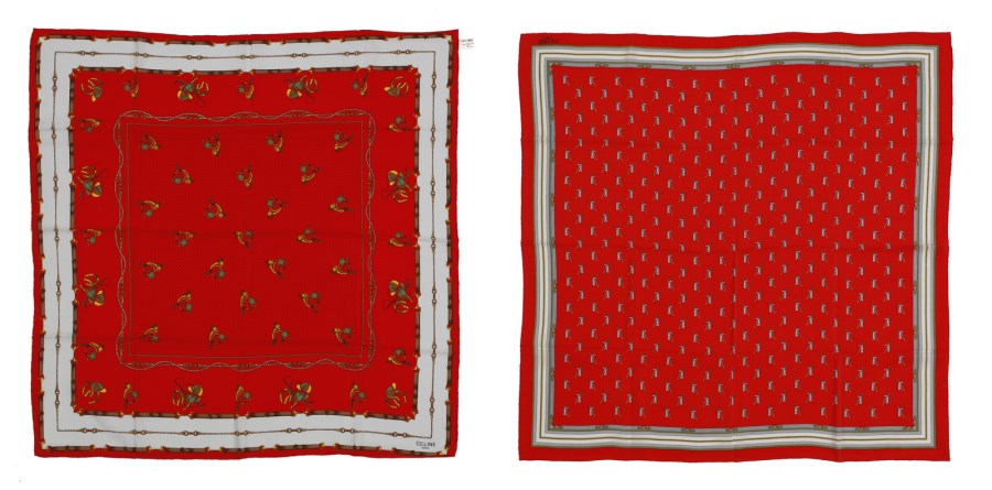 Coppia di foulard in seta su base rossa. (Celine )