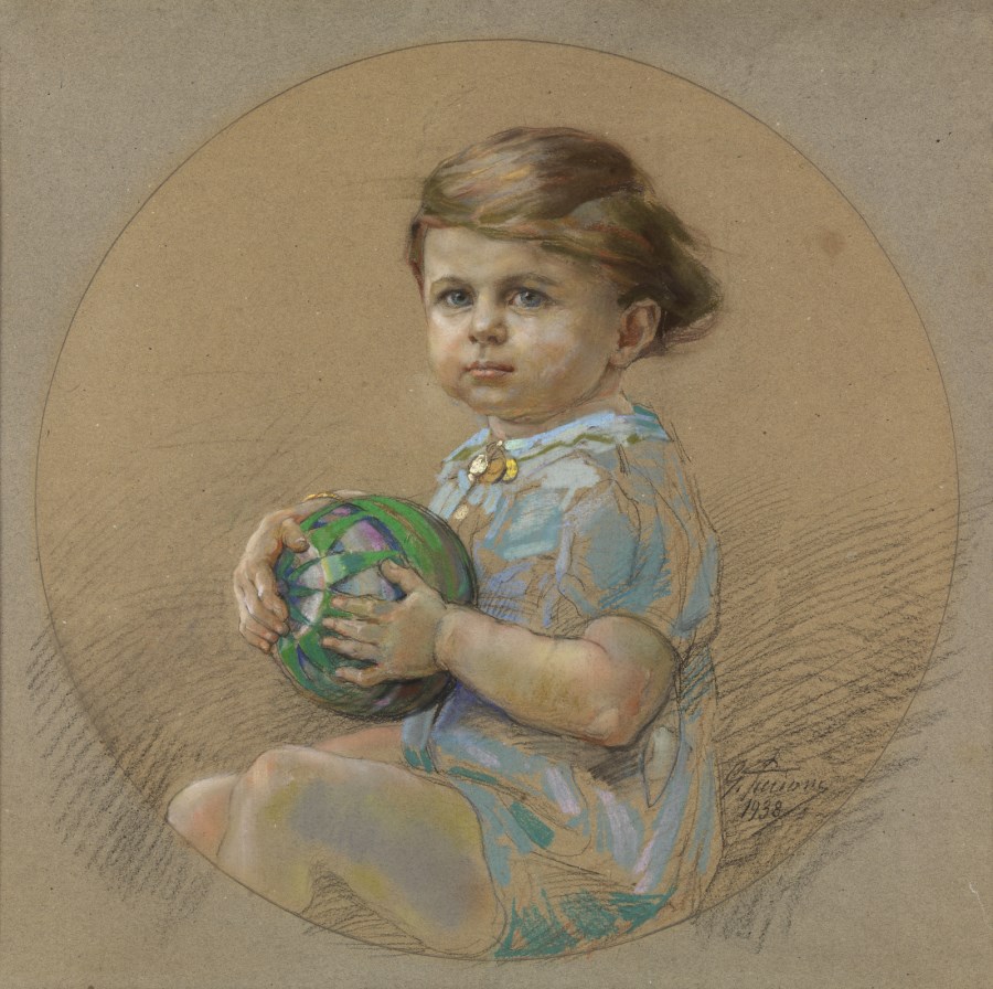 Portrait of a child with a ball. (Gino  Piccioni)