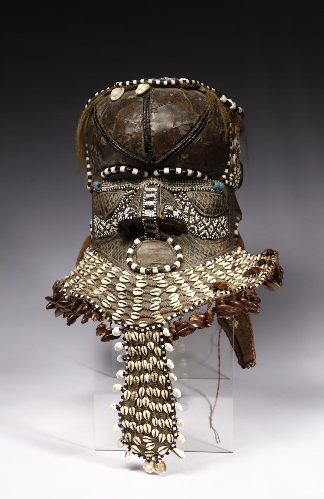 Maschera elmo Bwoom
Kuba, R.D.Congo (Arte Africana )
