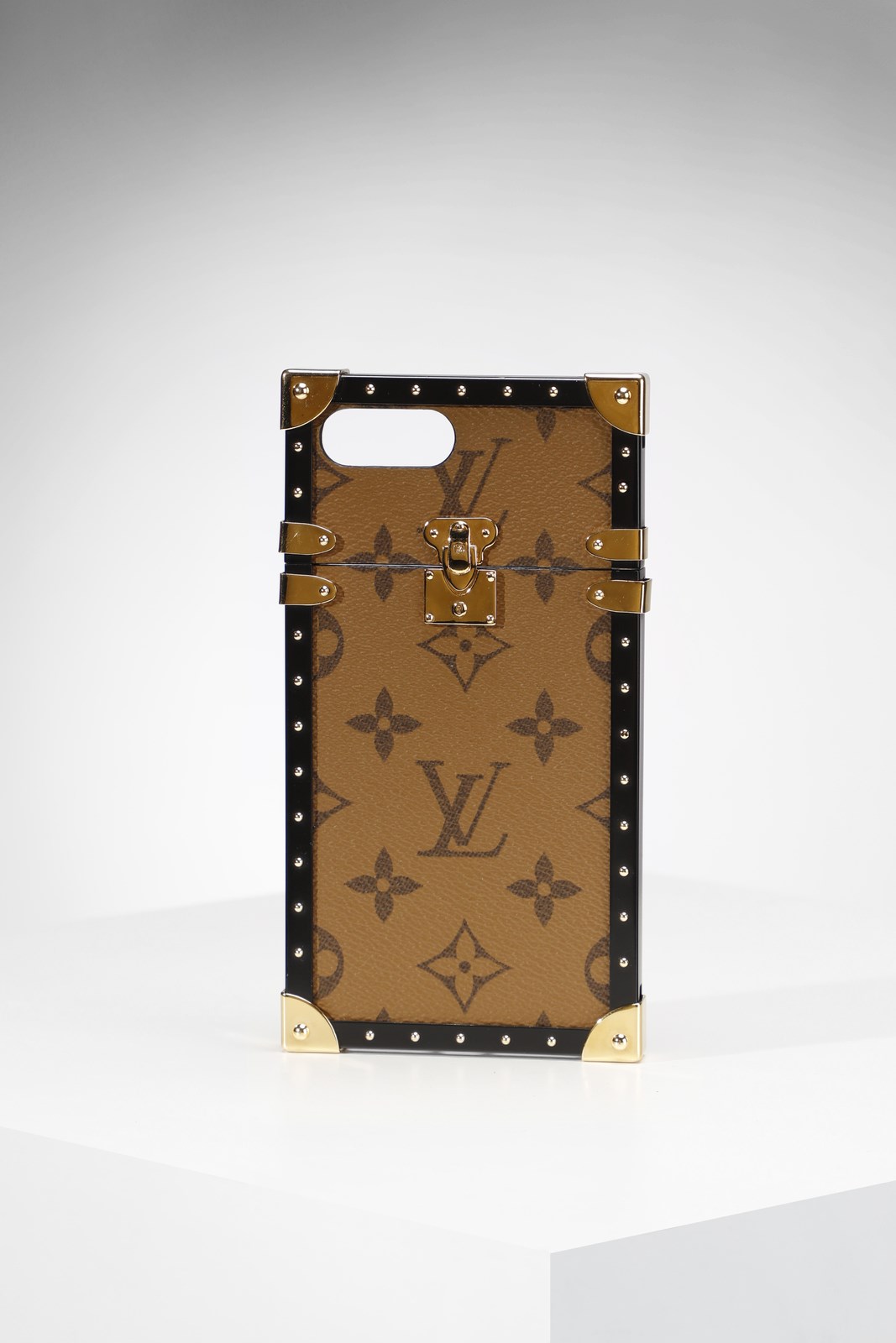 Sold at Auction: Louis Vuitton I phone 7 Plus Case
