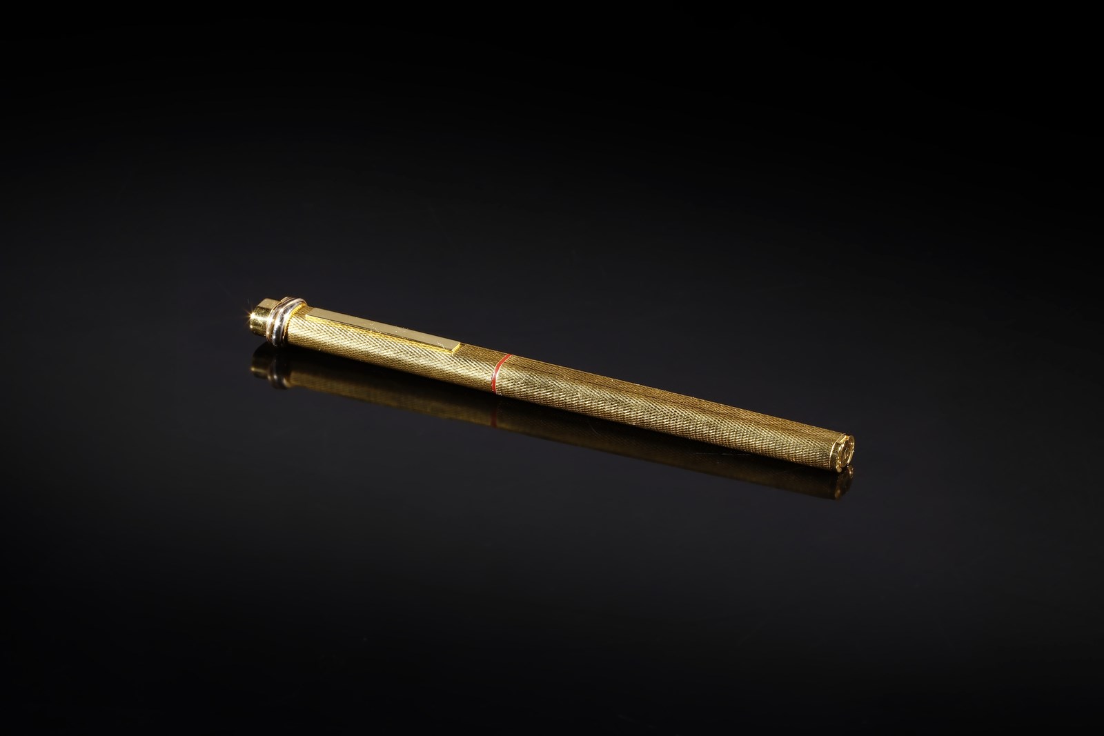 Penna placcata oro. ( Cartier)