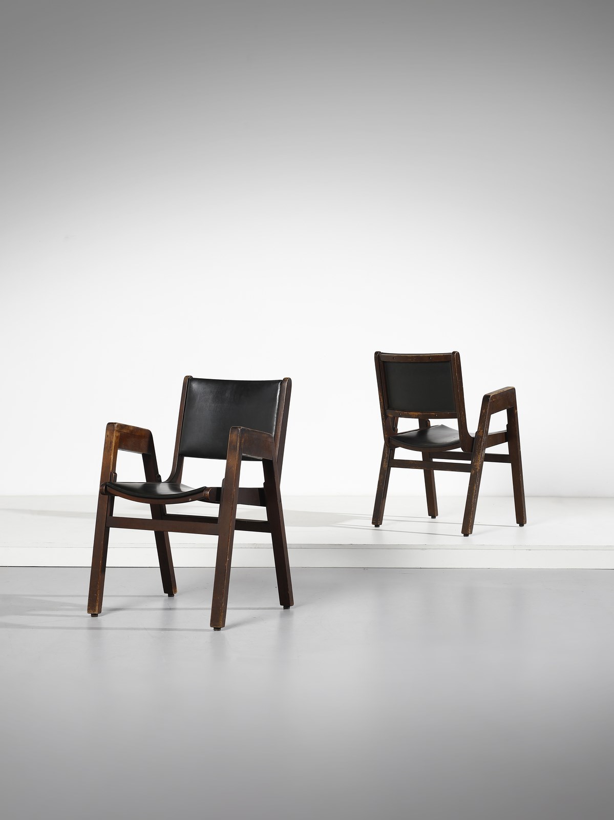 attributed. Pair of chairs (Frantisek Jirak)