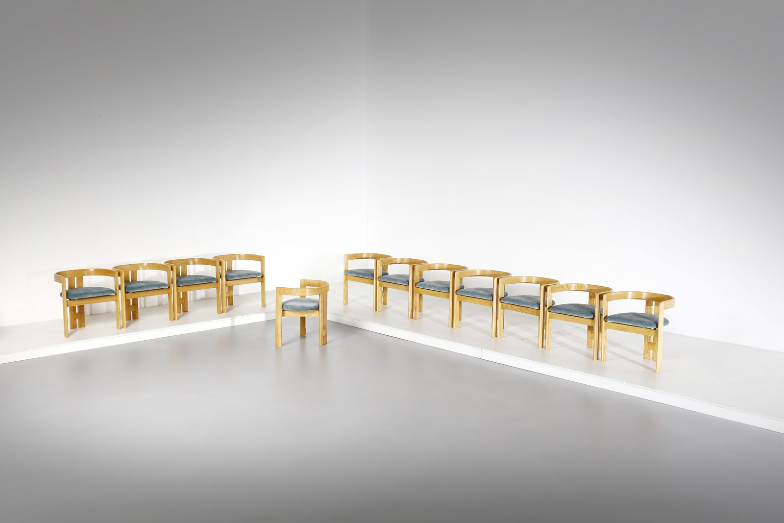 Twelve Pigreco chairs for Gavina (Afra (1937-2011) & Tobia (n. 1935) Scarpa)