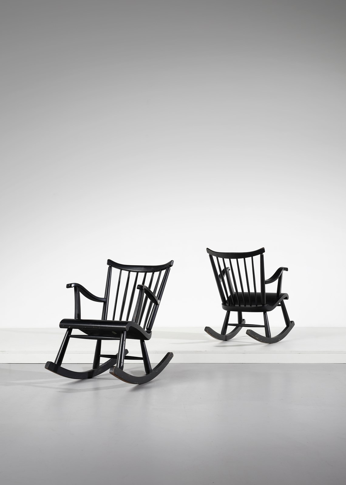 Pair of rocking chairs for Asco (Ilmari Lappalainen)