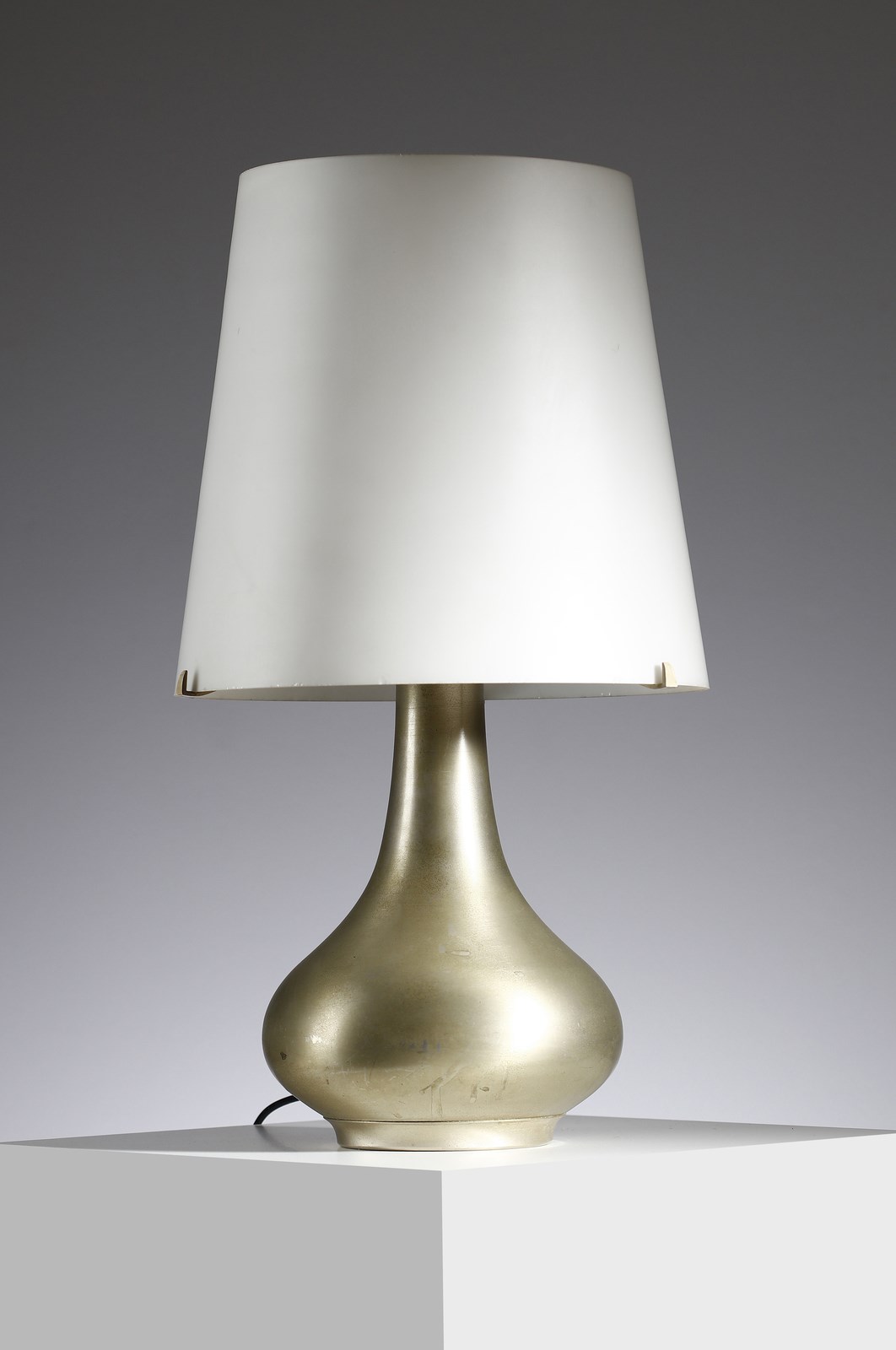 2344 table lamp for Fontana Arte (Max Ingrand)