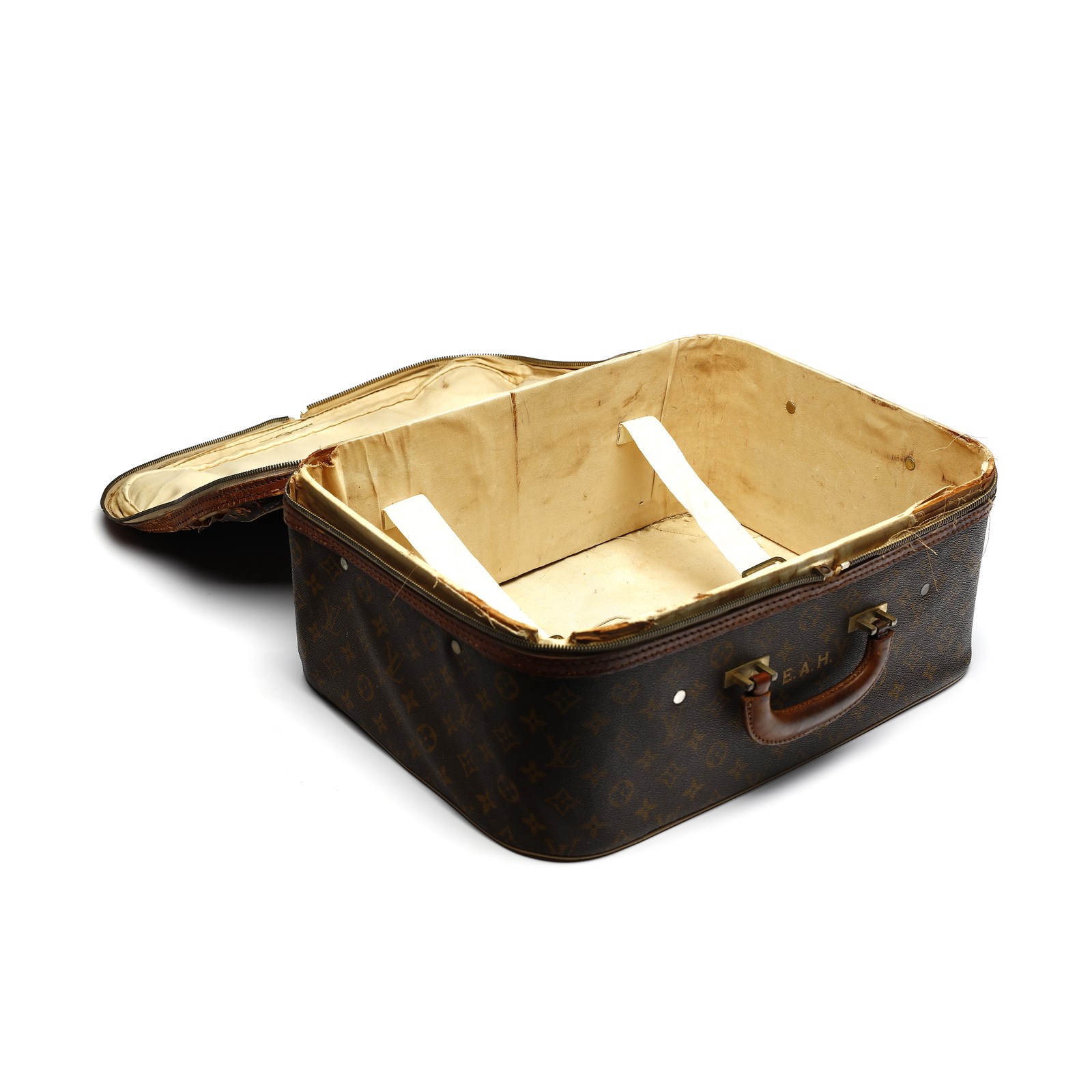 Sold at Auction: Louis Vuitton, VUITTON LOUIS Rigid suitcase