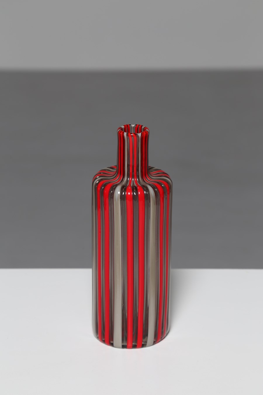 Bottle with vertical reeds. (Paolo Venini)